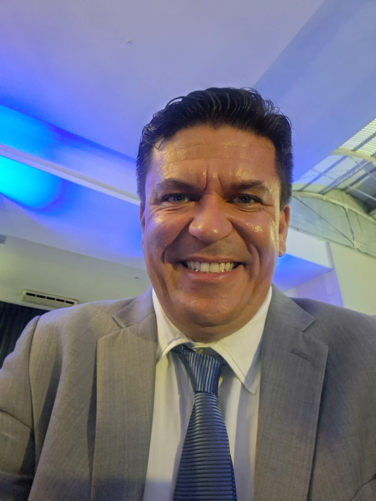 Bruno Toledo, mentor e consultor empresarial e pessoal